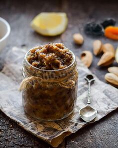 Смесь мед орехи курага изюм лимон чернослив