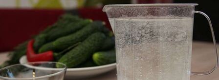 малосольные огурцы на минеральной воде. Шаг 3