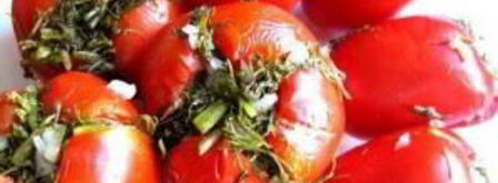 малосольные помидоры с чесноком и зеленью. Шаг 7