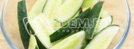 острые малосольные огурчики. Шаг 2