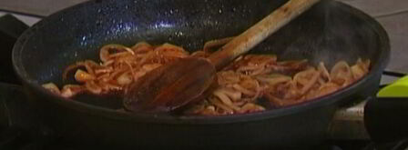 тосты с вареньем и паштетом из куриной печенки. Шаг 4