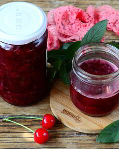 Вишневое варенье с мятой