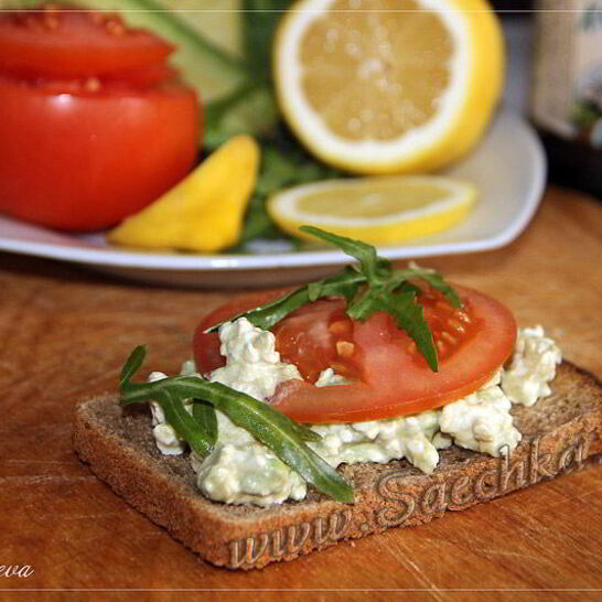 Рецепт бутерброд с авокадо и творогом