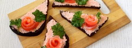 бутерброды с красной рыбой. Шаг 6