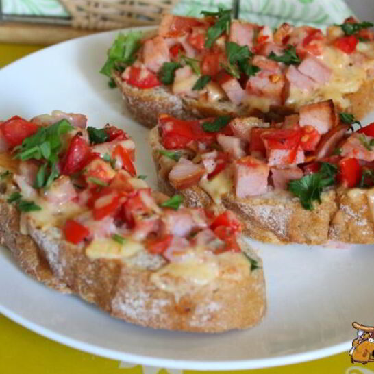 Рецепт горячие бутерброды к завтраку