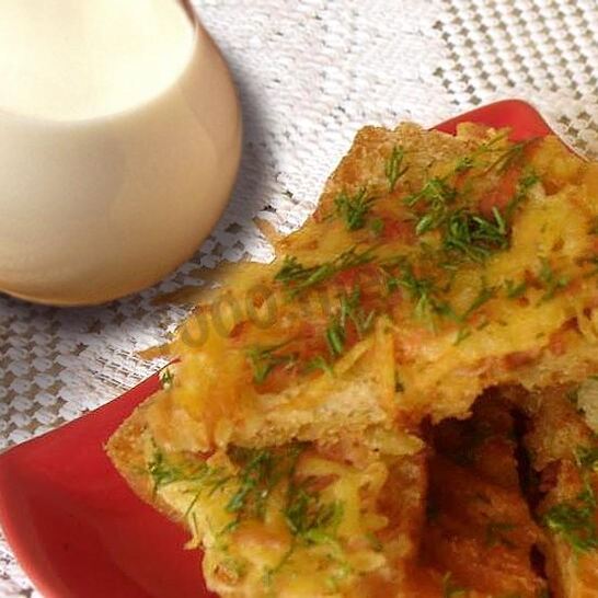 Рецепт горячие бутерброды с картошкой и колбасой на сковороде