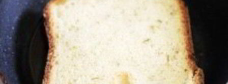 горячие бутерброды с колбасой и сыром. Шаг 4