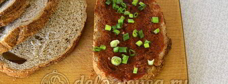 горячие бутерброды с сосиской и сыром. Шаг 4