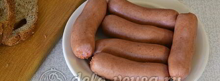 горячие бутерброды с сосиской и сыром. Шаг 5