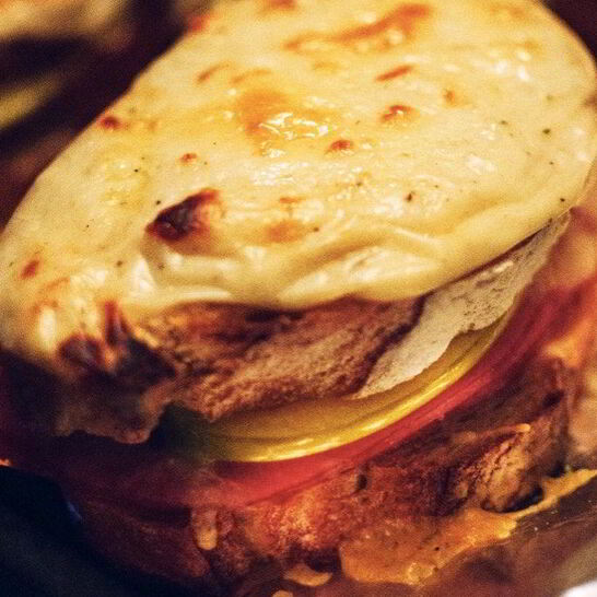 Рецепт горячие бутерброды с яблоком