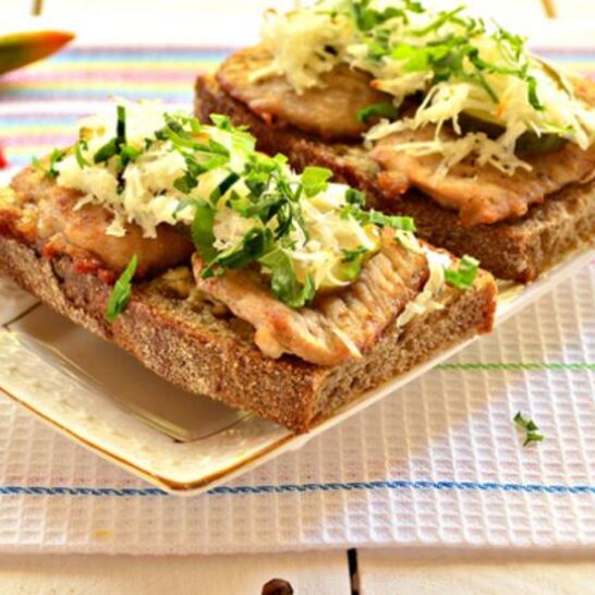 Рецепт горячие бутерброды со свининой