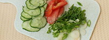 праздничные бутерброды со шпротами. Шаг 6