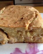 Сырный кекс с курицей