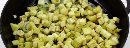 кабачково-баклажанная икра на зиму. Шаг 3