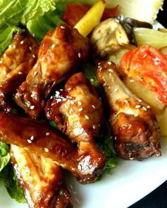 Куриные крылышки, маринованные в сидре с медом