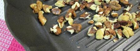 морковный домашний сыр с орехами. Шаг 5