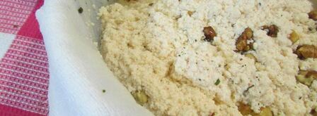 морковный домашний сыр с орехами. Шаг 7