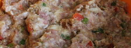 мясные биточки с баклажанами, паприкой и зеленым луком. Шаг 4