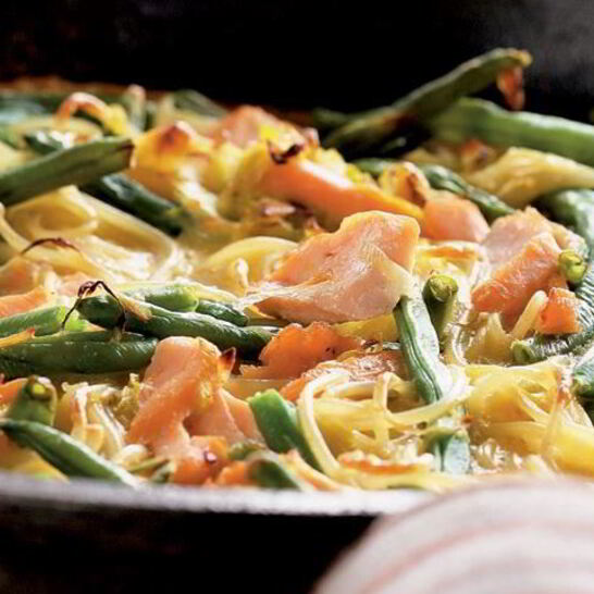 Рецепт фриттата с лососем и спагетти