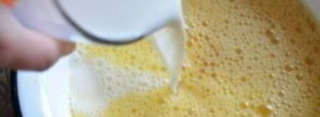 омлет с фаршем на сковороде. Шаг 4