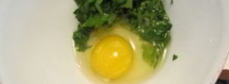 омлет с петрушкой и зеленым луком. Шаг 3