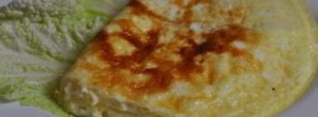 омлет с сыром на сковороде. Шаг 4