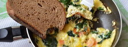 омлет со шпинатом и креветками. Шаг 8