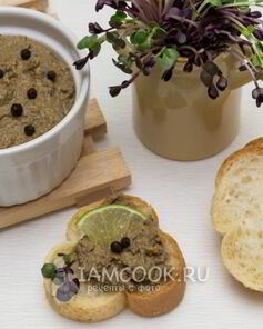 Паштет из куриной печени с овощами