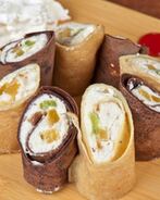 Блинные роллы с мармеладом