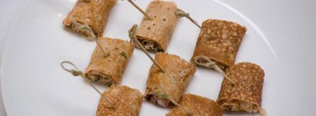 роллы из гречневых блинов с креветками. Шаг 7