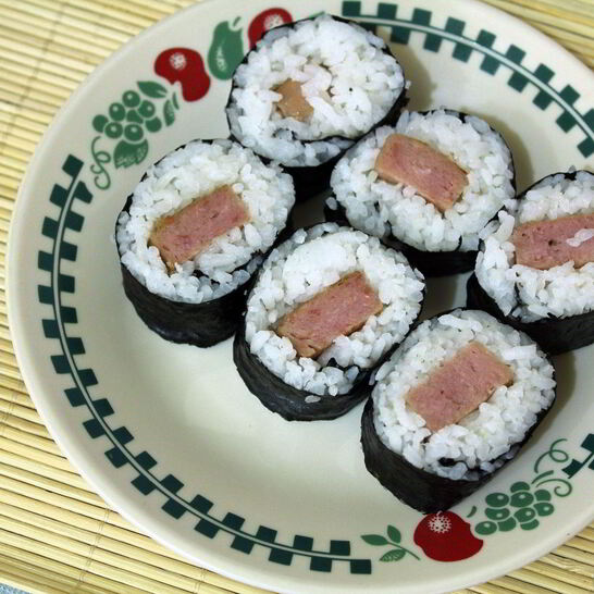 Рецепт роллы с колбасой