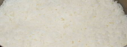 роллы с семгой и авокадо. Шаг 3