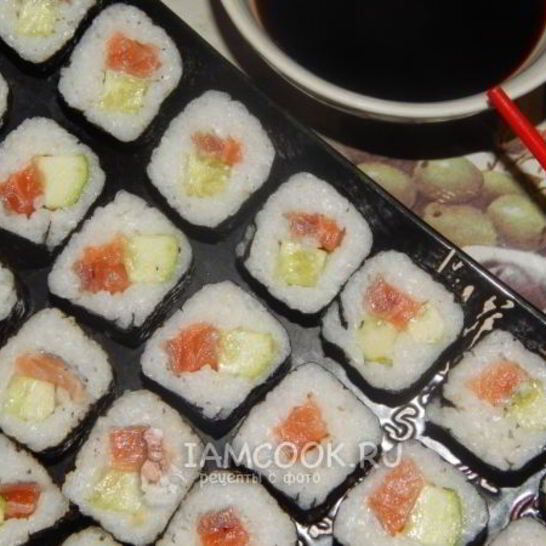 Рецепт роллы с семгой и огурцом
