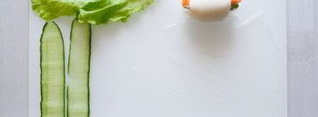 спринг-роллы с кальмарами и тунцом. Шаг 13