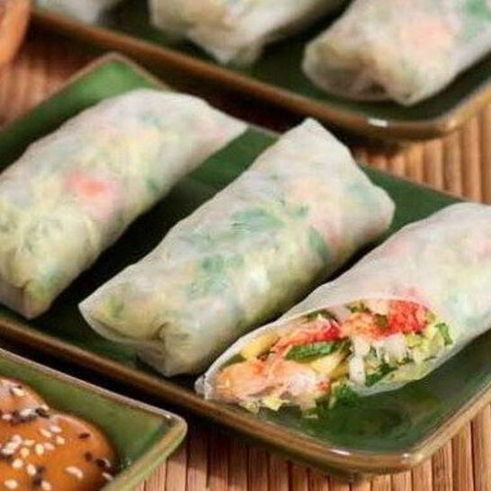 Рецепт вьетнамский ролл с крабом, манго и имбирем