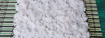 запеченные роллы с крабовыми палочками. Шаг 9