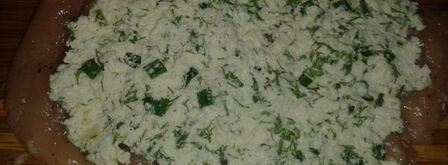 куриные рулеты с сыром и венскими колбасками. Шаг 4