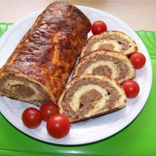 Рецепт мясной рулет с говядиной в духовке