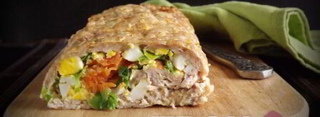 мясной рулет с яйцом и морковью. Шаг 9