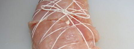 рулет из индейки с рикоттой под соусом сабайон. Шаг 4