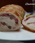 Рулет из индейки с салями