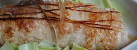 рулет из индейки с салями. Шаг 9