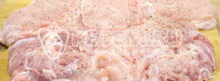 рулет из курицы с черносливом. Шаг 7