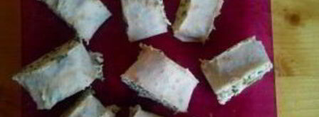 рулет из лаваша с брынзой и зеленью. Шаг 5