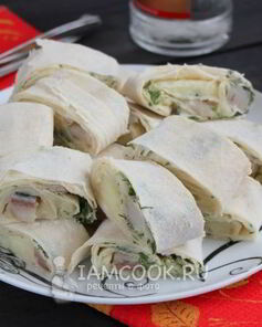 Рулет из лаваша с селедкой
