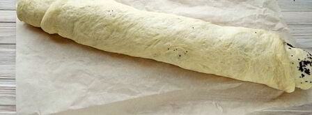 рулет с маком из дрожжевого теста. Шаг 14