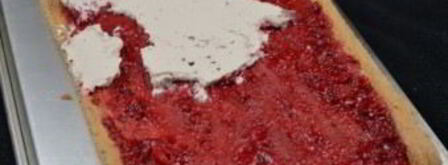 рулет с малиной. Шаг 6