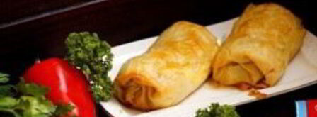 рулетики из теста фило с крабово-сырной начинкой. Шаг 7