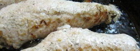 свиные рулетики с грибами под брусничным соусом. Шаг 5