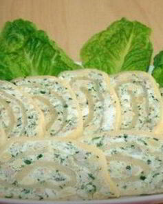 Сырный пикантный рулет